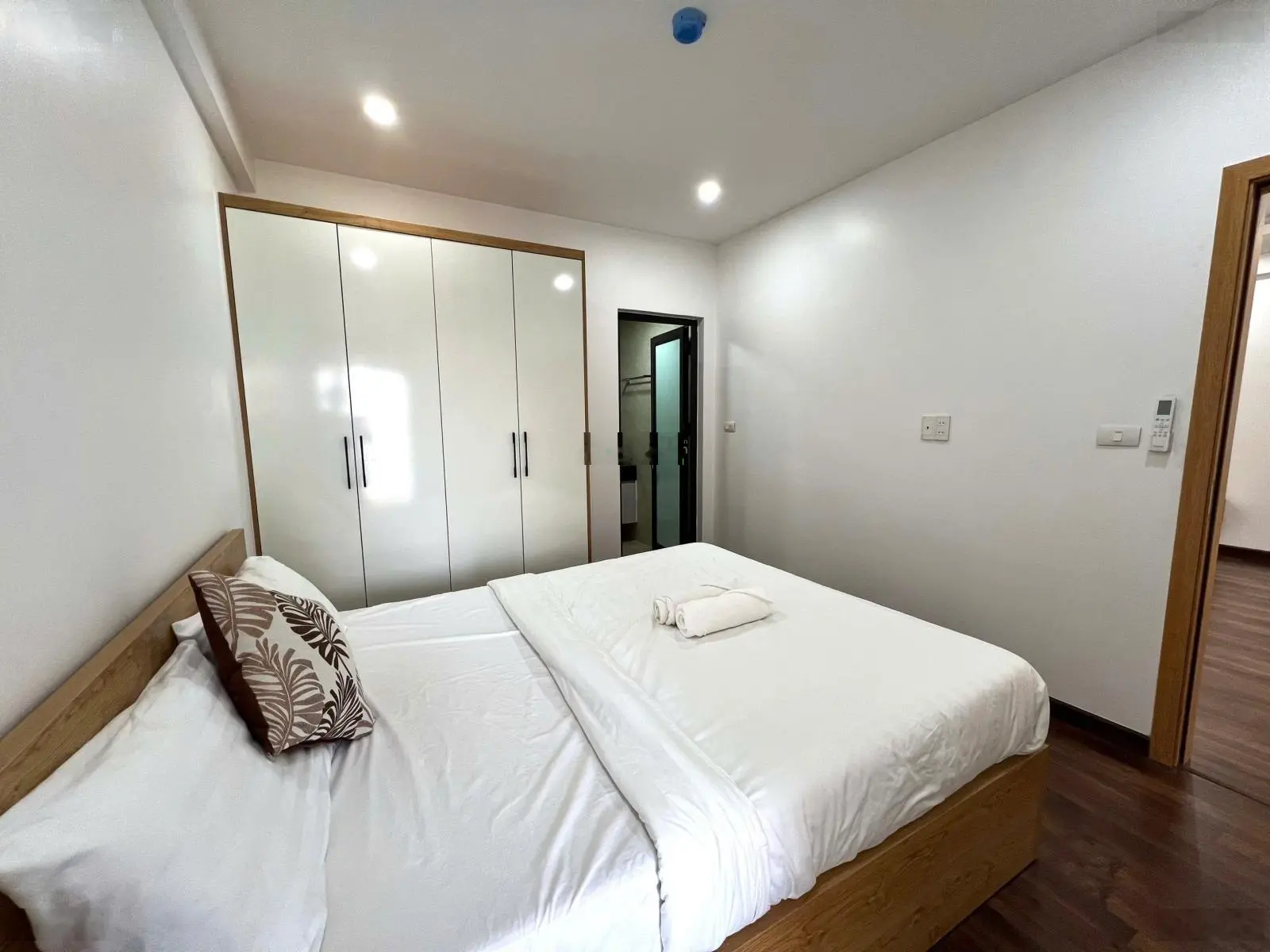 Đầu tư căn hộ 3PN có sẵn khách thuê, lợi nhuận 10,2 triệu/tháng, căn hộ có sổ lâu dài sẵn bàn giao