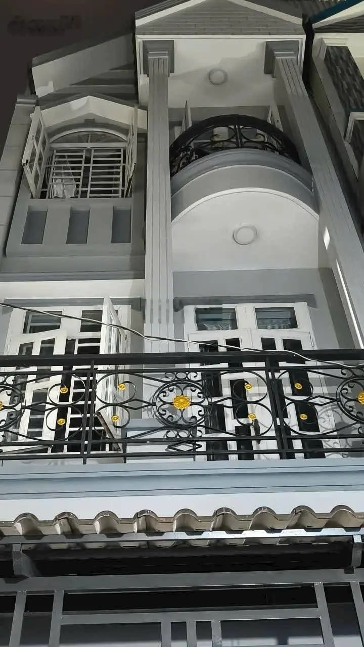Chính chủ gửi bán gấp nhà đẹp vị trí đẹp 4*12 trệt 3 lầu 4phong 3tolet giá 4ty430 TL