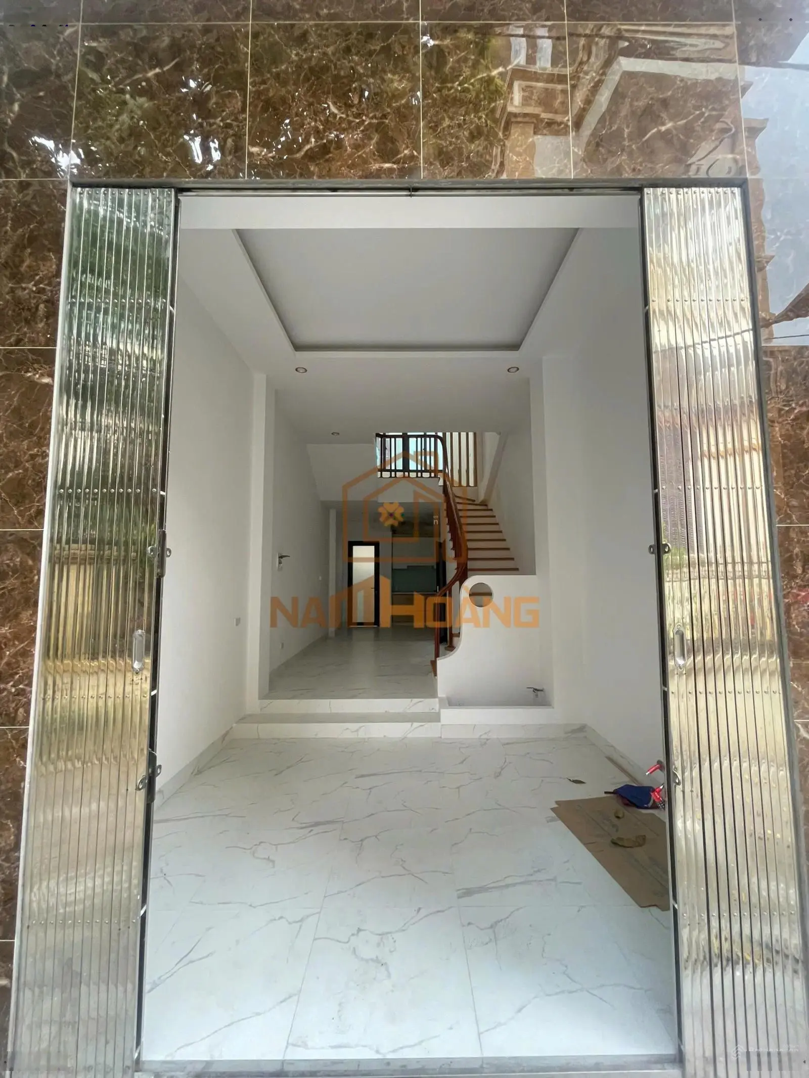 Bán nhà Yên Nghĩa-Hà Đông ~40m2 xây 4 tầng, nhà 2 mặt thoáng vĩnh viễn xây độc lập đi bộ ra bến YN