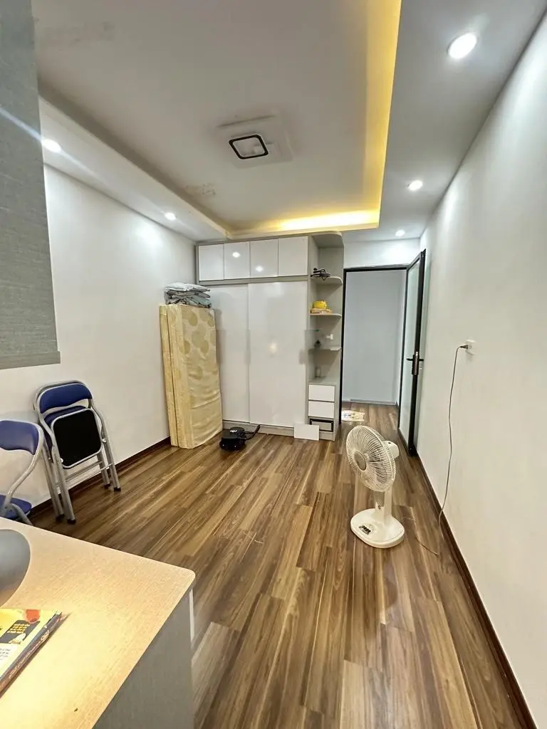 Bán nhà Tam Trinh, 24m2 x 3,95 Tỷ, gần Timescity, cực gần phố, ngõ rộng thoáng, giá cực hiếm