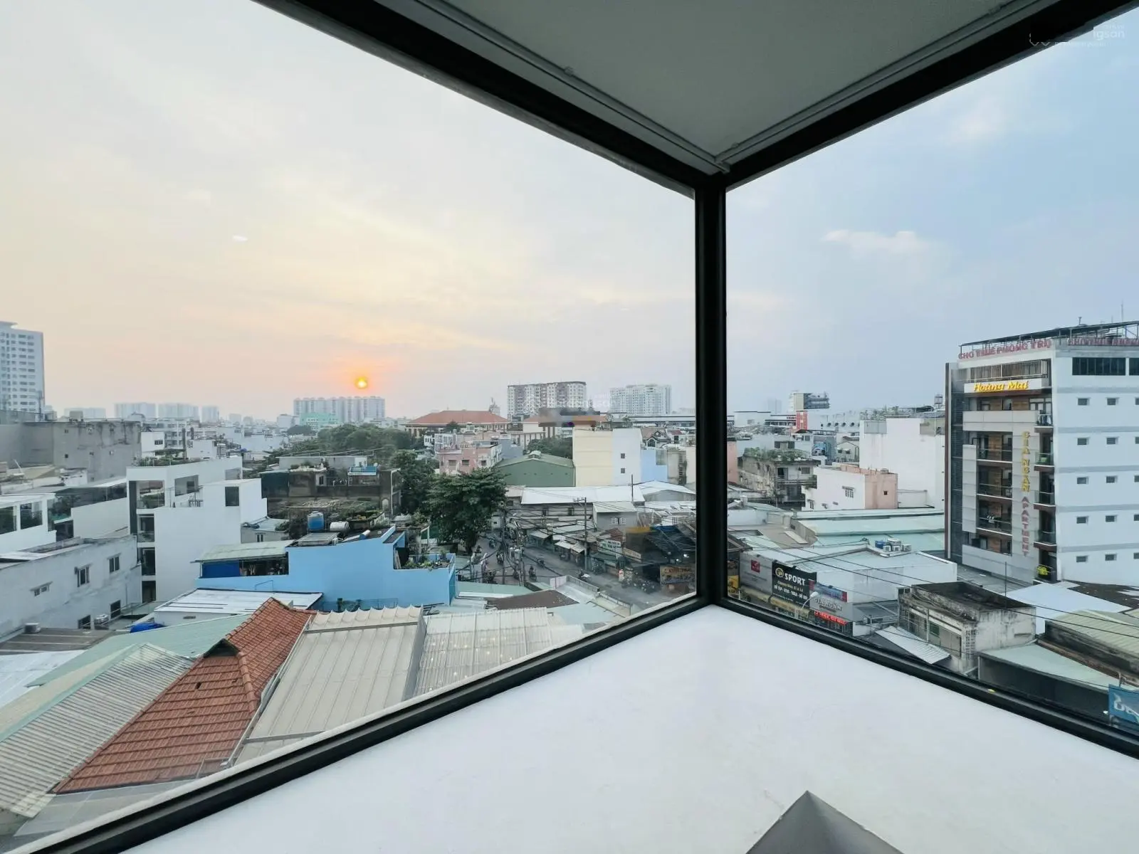 Bán căn hộ Res Green, 3PN, 2WC, 83m2, căn góc, full nội thất, sổ hồng riêng, giá: 4 tỷ 5