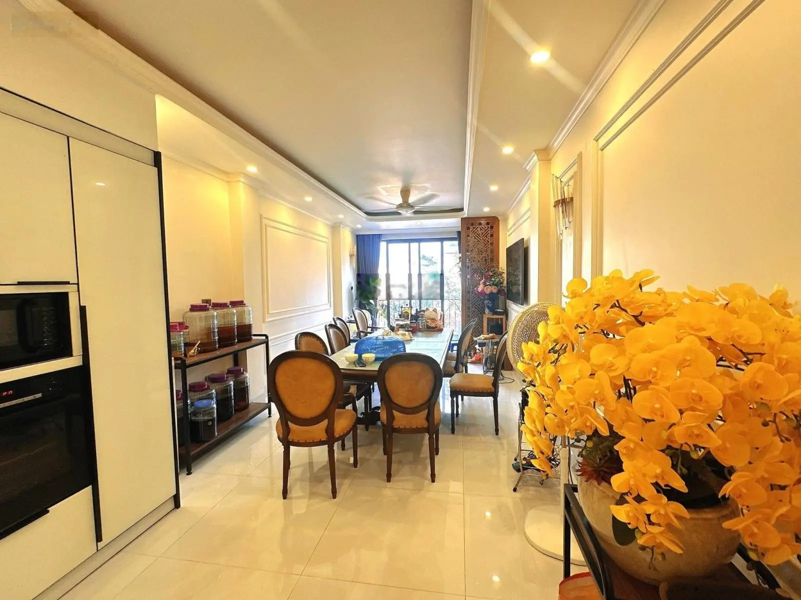 Mặt ngõ thái hà phân lô ôtô tránh 7 tầng thang máy , kinh doanh , 65m . giá 23 tỷ