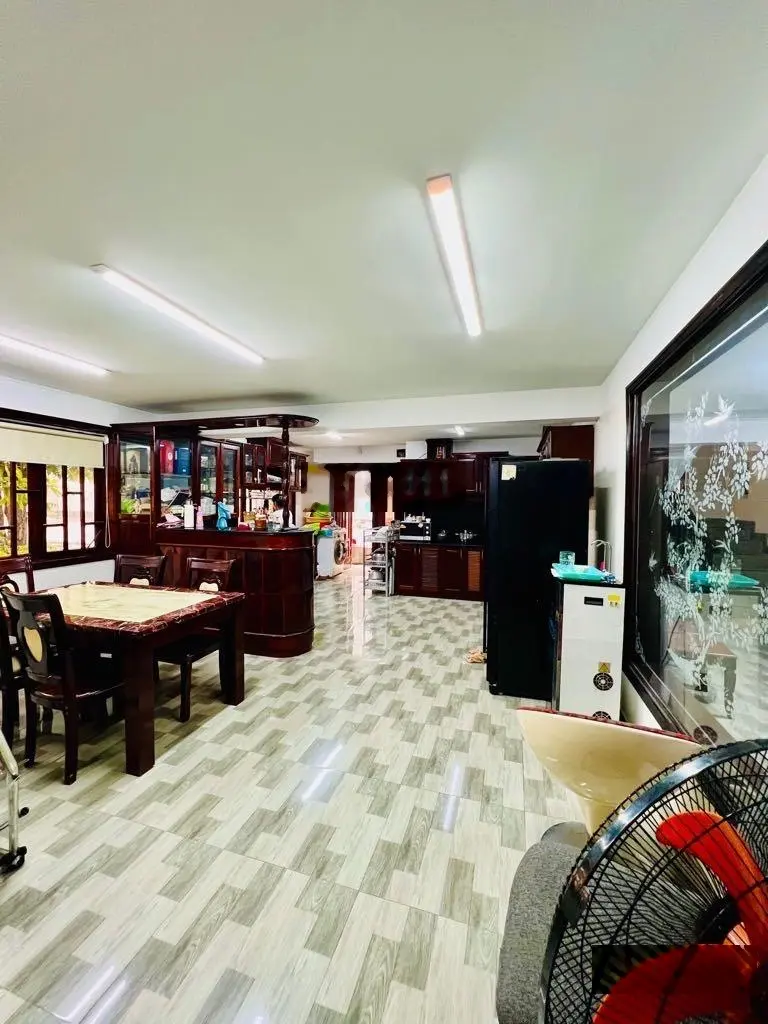 Biệt thự siêu sang - 968m2 - 4 tầng - ngang 18 - Đ. Phạm Thế Hiển phường 7 - quận 8 - giá 38tỷ (TL)