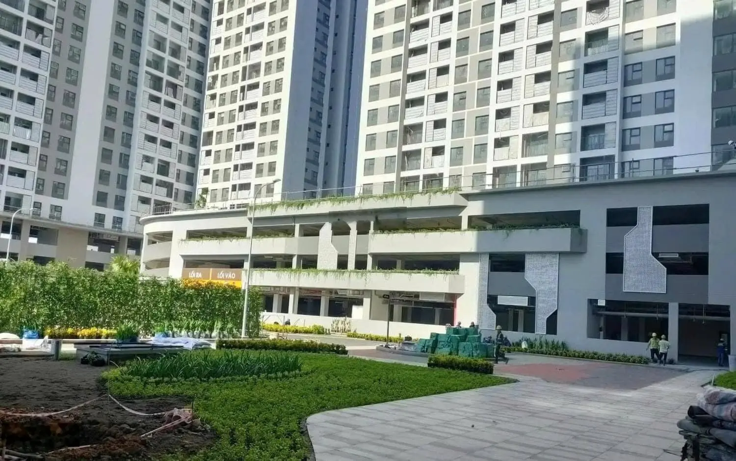 Bán căn hộ Studio 35m2 ngay trung tâm, cách Aeon Mall 10 phút. Giá chỉ 2,350 tỷ sở hữu lâu dài
