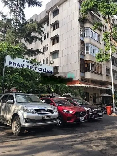 Bán Shophouse 1 trệt+ 1 lầu. 2 phòng và 1 mặt bằng Kinh Doanh. 6.3 tỷ