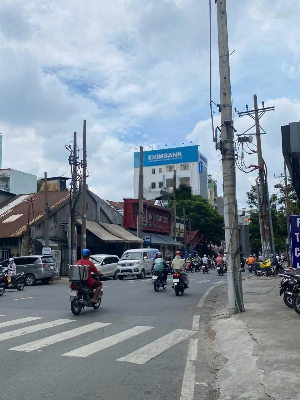 Bán nhà mặt tiền Nguyễn Thị Nhỏ, Quận 11, DT: 8 x 17m, giá 35 tỷ về giá 31 tỷ
