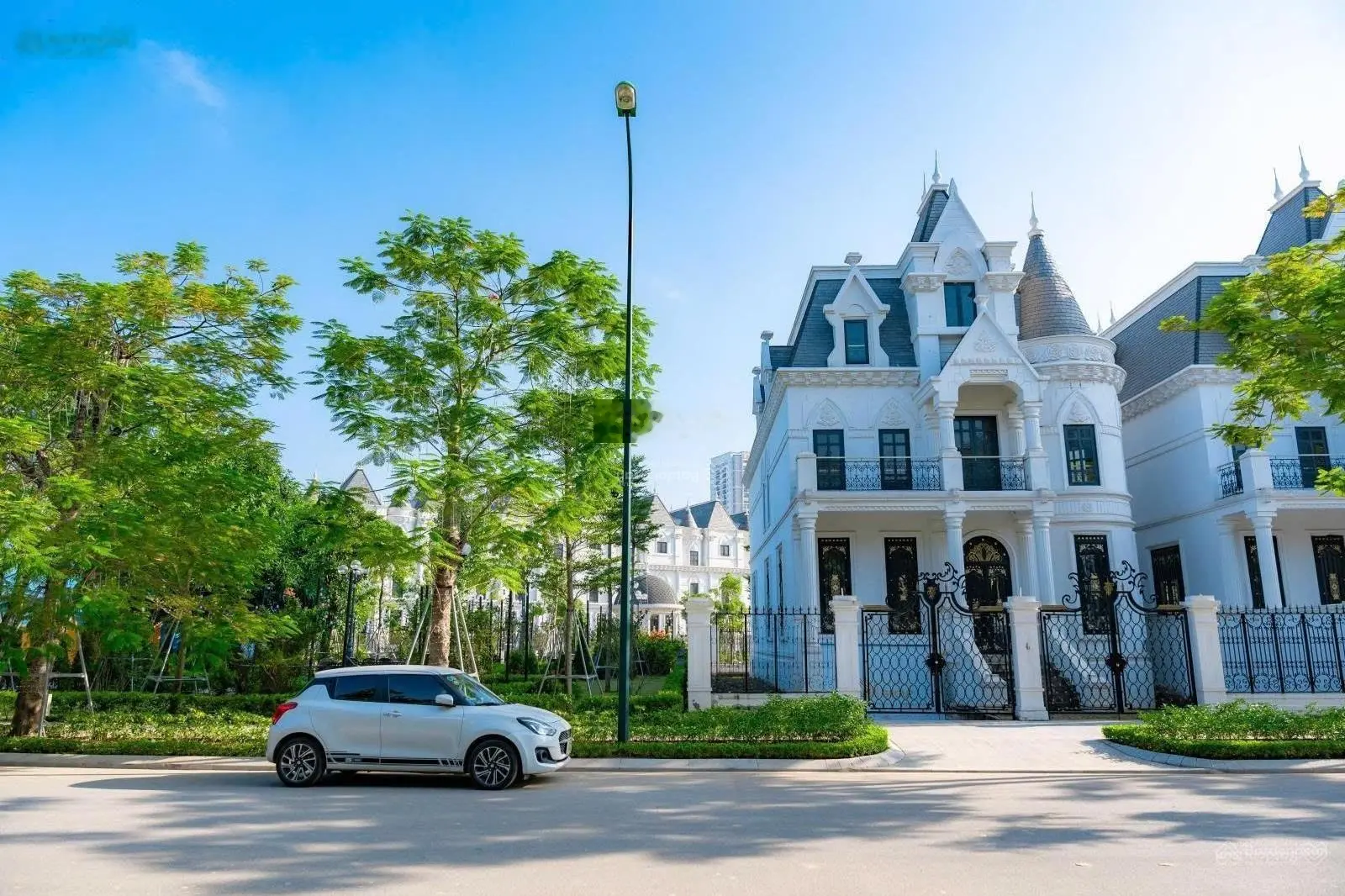 Hàng Ngoại Giao Căn Góc 149,6m, View Vườn Hoa, Công Viên, Biệt Thự Ciputra, Sẵn Sổ Vip Nhất Dự Án.