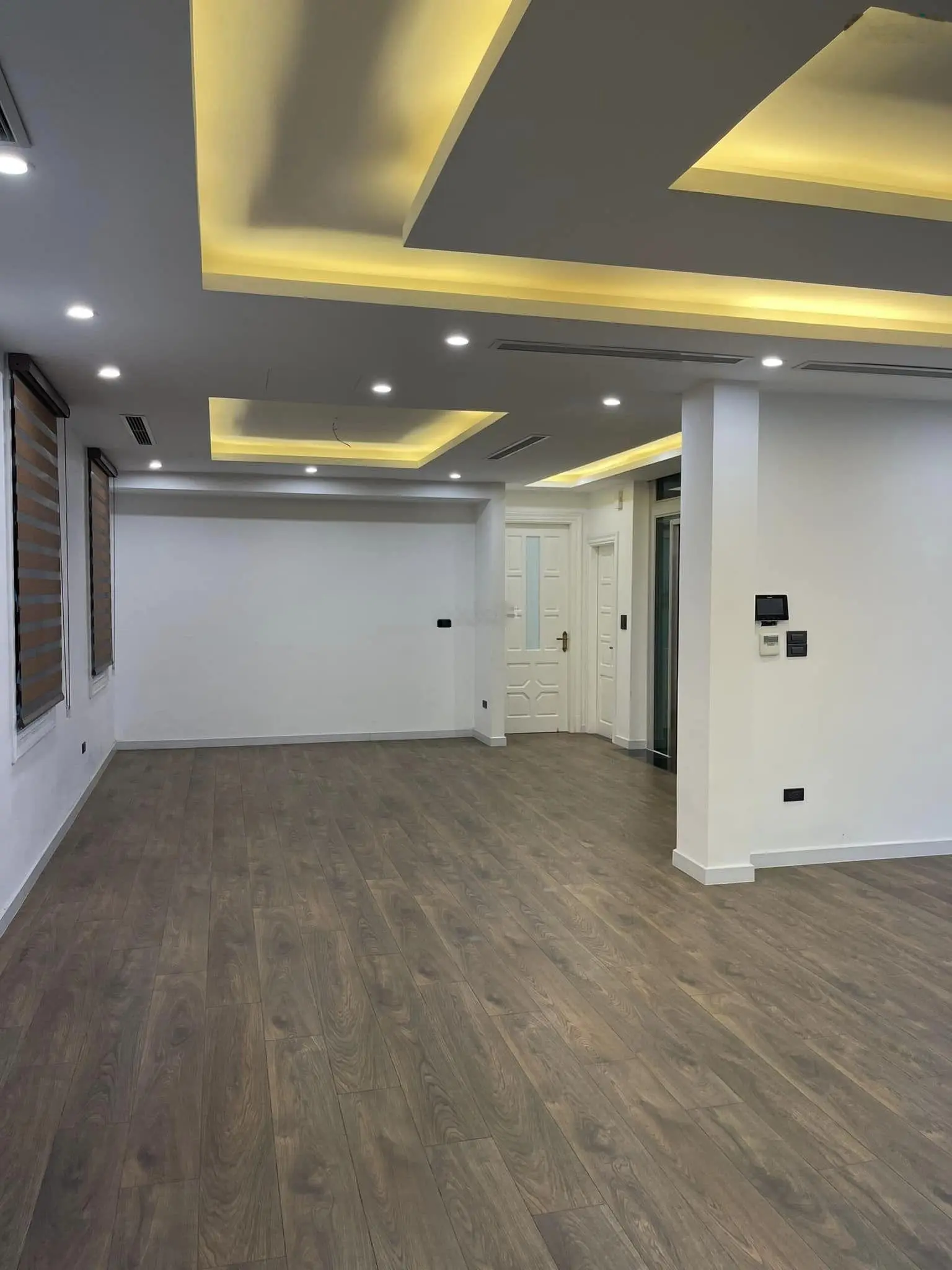 Bán toà nhà 9T, 462m2 mặt phố Thái Hà, quận Đống Đa - mặt phố vip - trung tâm quận Đống Đa