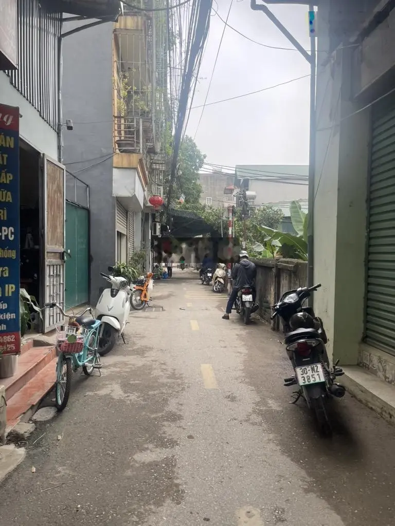Nhà mới xây phố thúy lĩnh thiết kế hiện đại ngõ rộng thoáng 30m² 5 tầng 3 ngủ đủ công năng