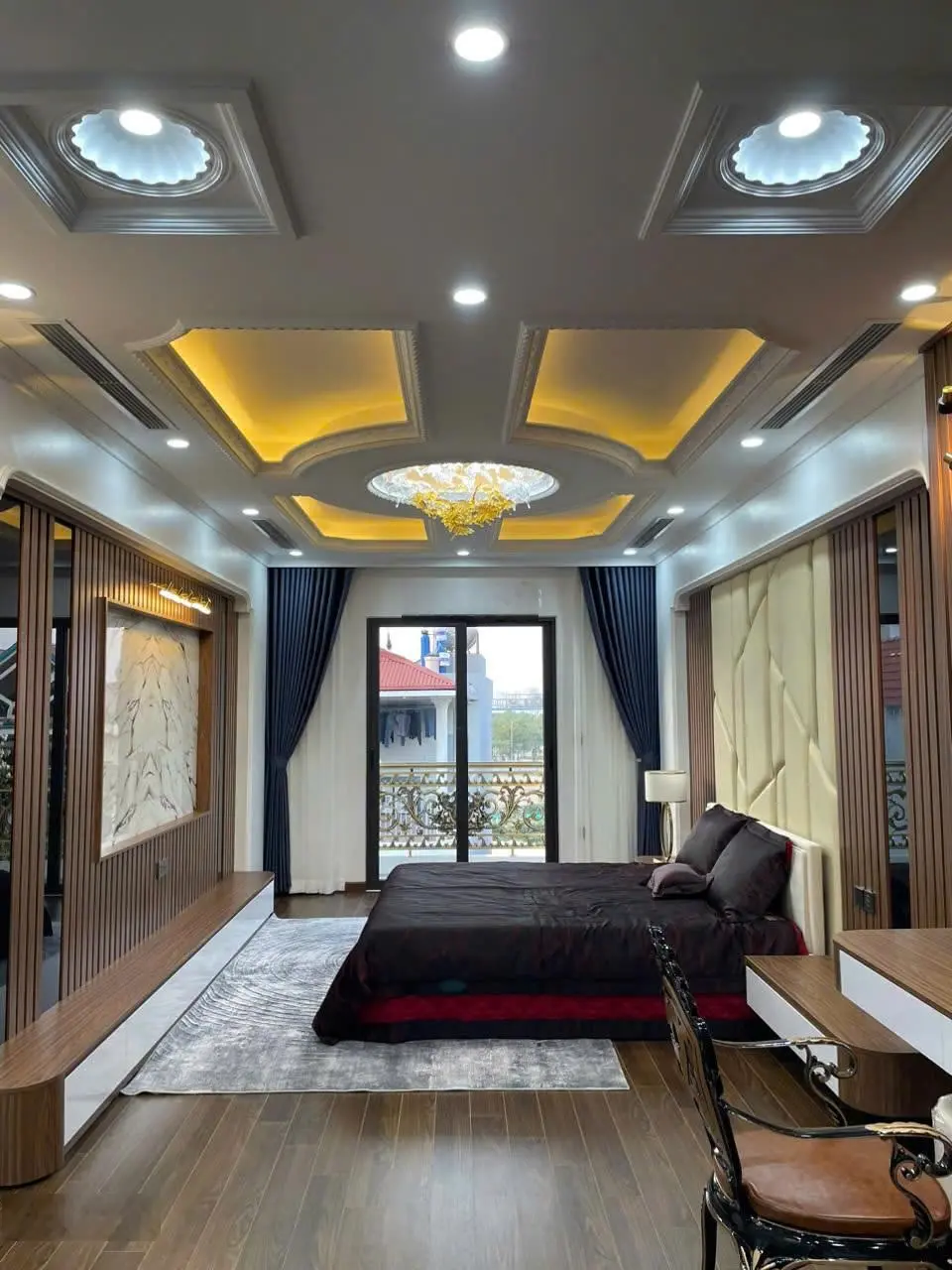 Siêu phẩm 7 tầng đẹp ko tỳ vết phố Tân Thụy, nội thất VIP, thang máy gara oto, 65m, nhỉnh 17 tỷ