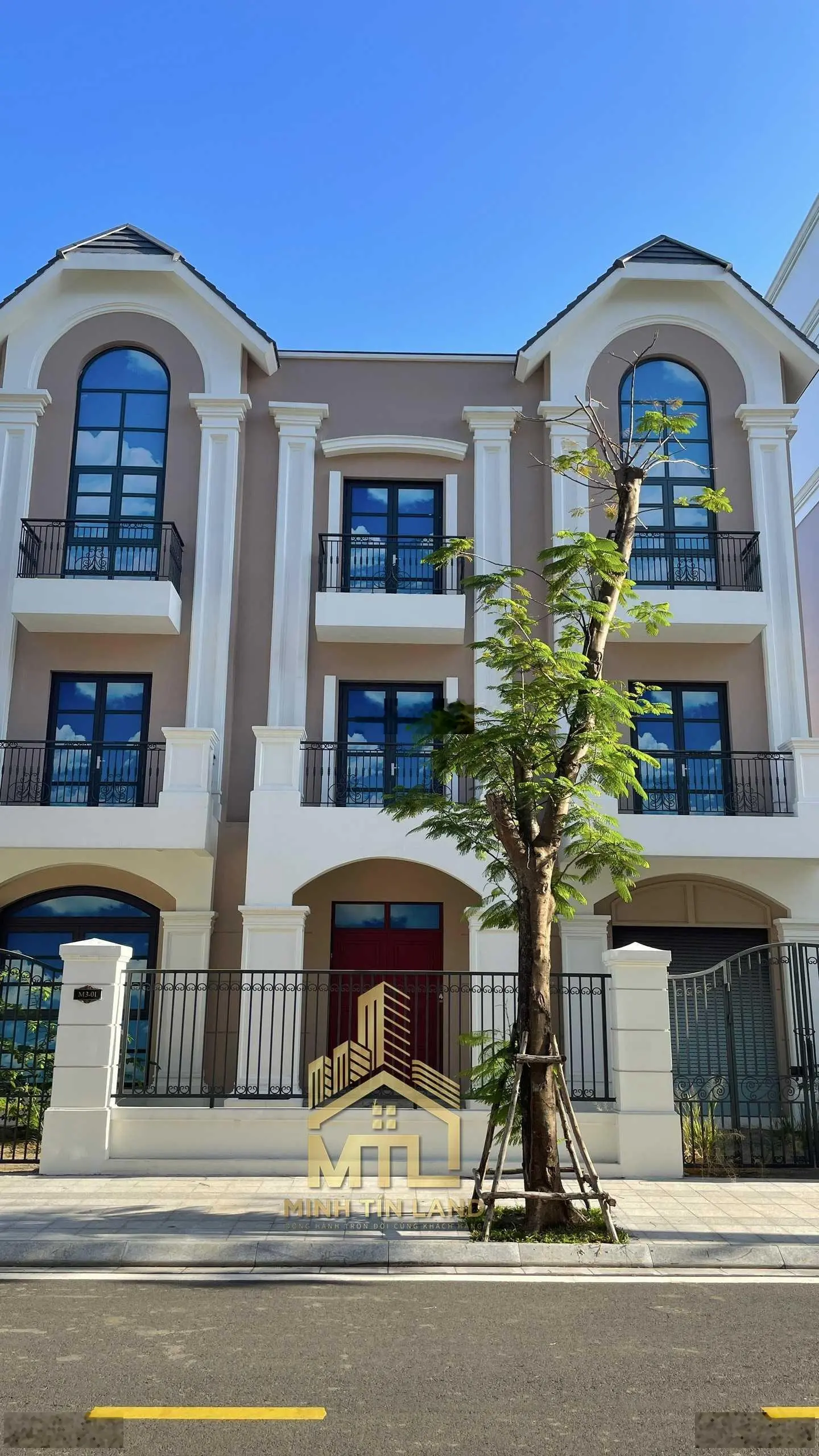 Bán nhà phố, biệt thự liền kề tại Vinhomes Grand Park. Liên hệ 0828/030/977 Thiện