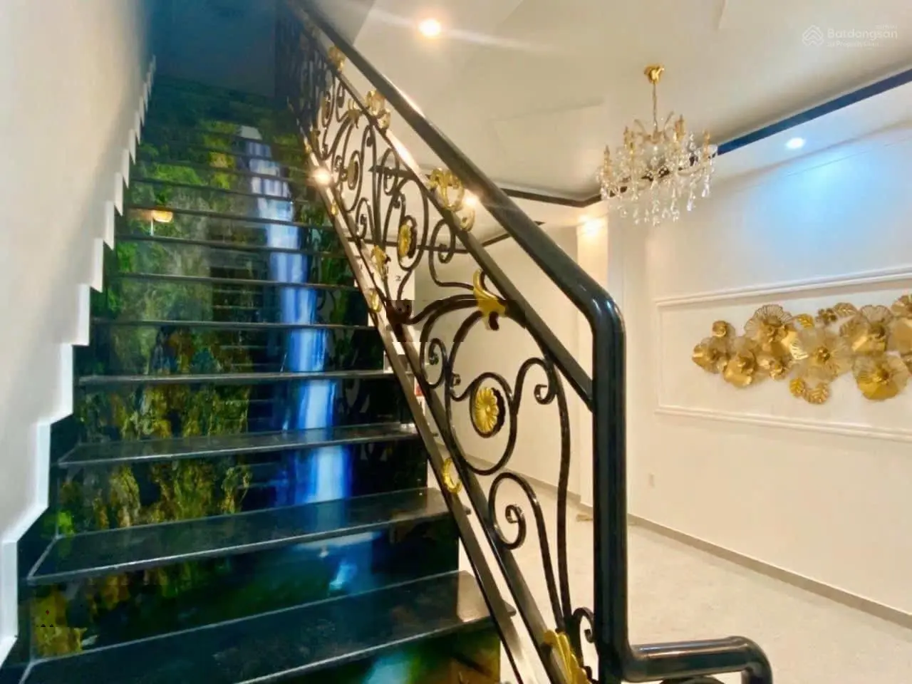 Kẹt tiền BÁN nhà NGAY chợ Bình Chánh - đường Trịnh Như Khuê - giá 890triệu / 100m2 sổ riêng