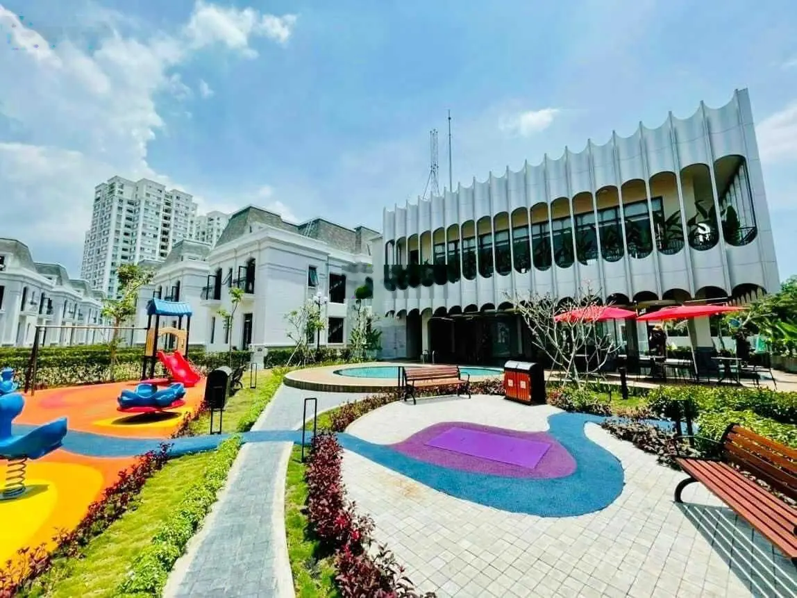 Cắt lỗ bán bằng giá 3 năm trước nhà phố Amelie Phú Mỹ Hưng, rẻ nhất thị trường 10,4T. LH 0909 920 ***