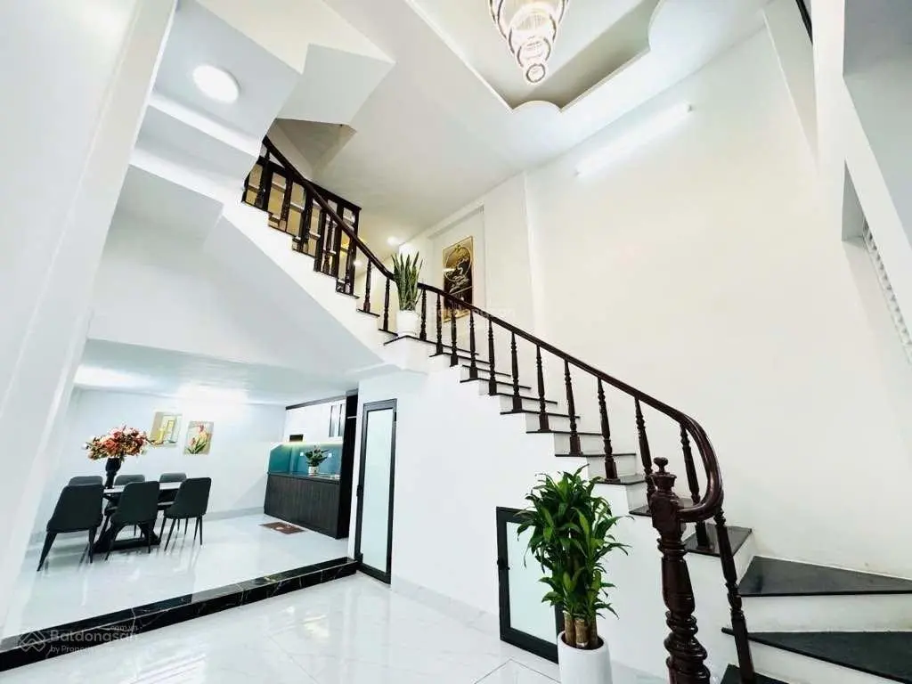 Bán nhà 5tầng cực đẹp phố khương đình - thanh xuân - lô góc 2 thoáng mát - ô tô gần nhà