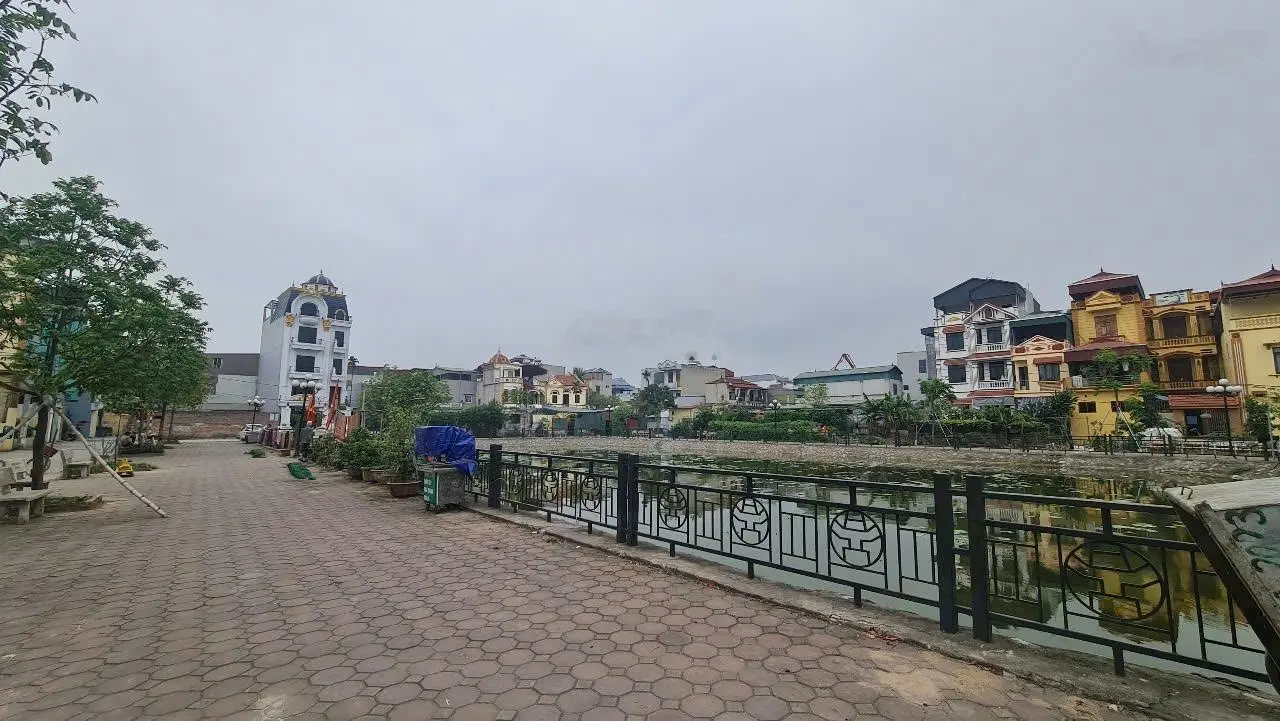 Bán nhà c4, 60m2 ,lô góc vĩnh ninh thanh trì ô tô vào nhà gần hồ sinh thái , chỉ 6,8 tỷ.