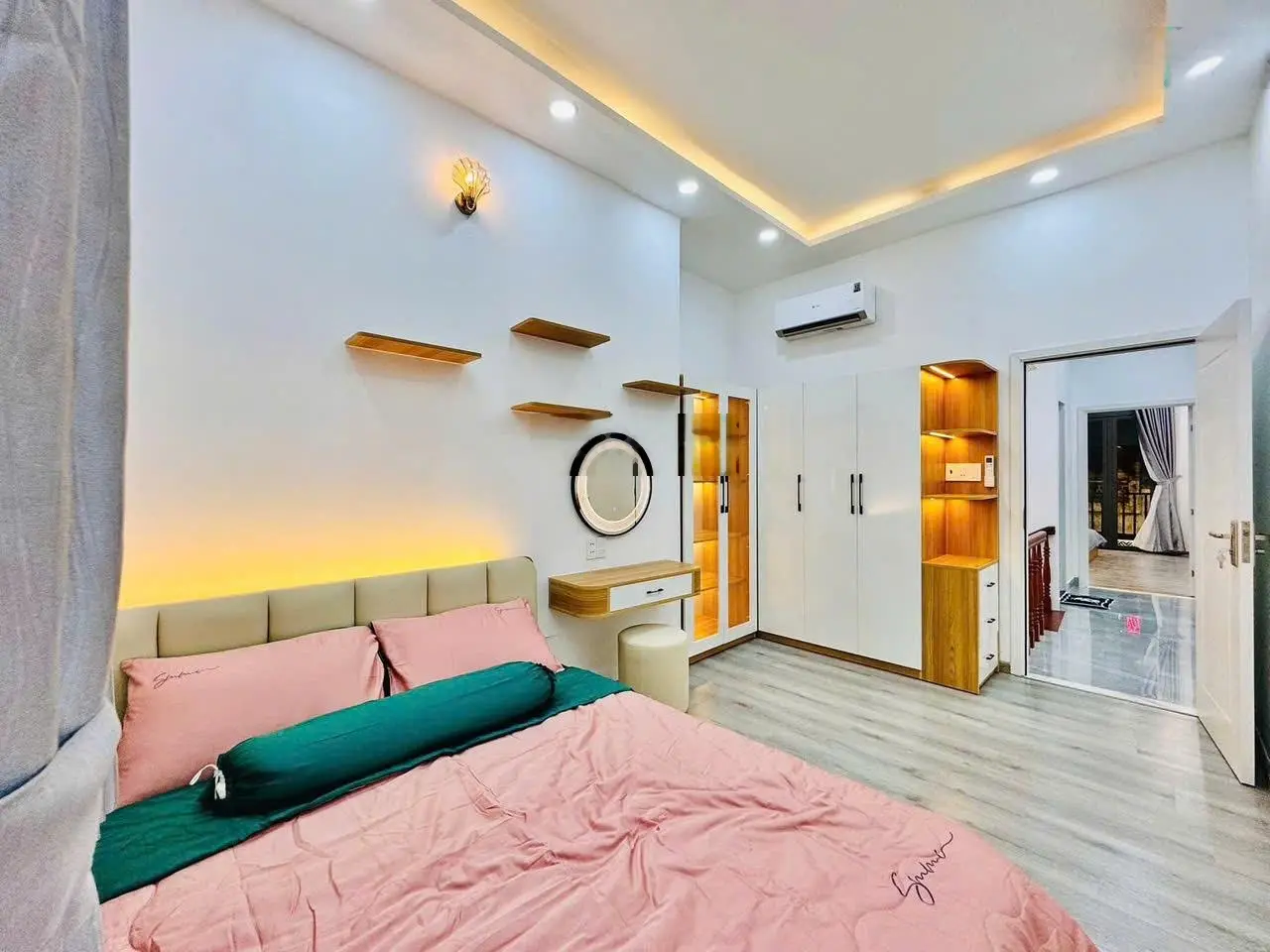 Nhà Hxh sát mặt tiền Nguyễn Văn Đậu, Bình Thạnh, 46,8(3.6x13), Shr, 2 tỷ 2 lh: Thái 0947489255