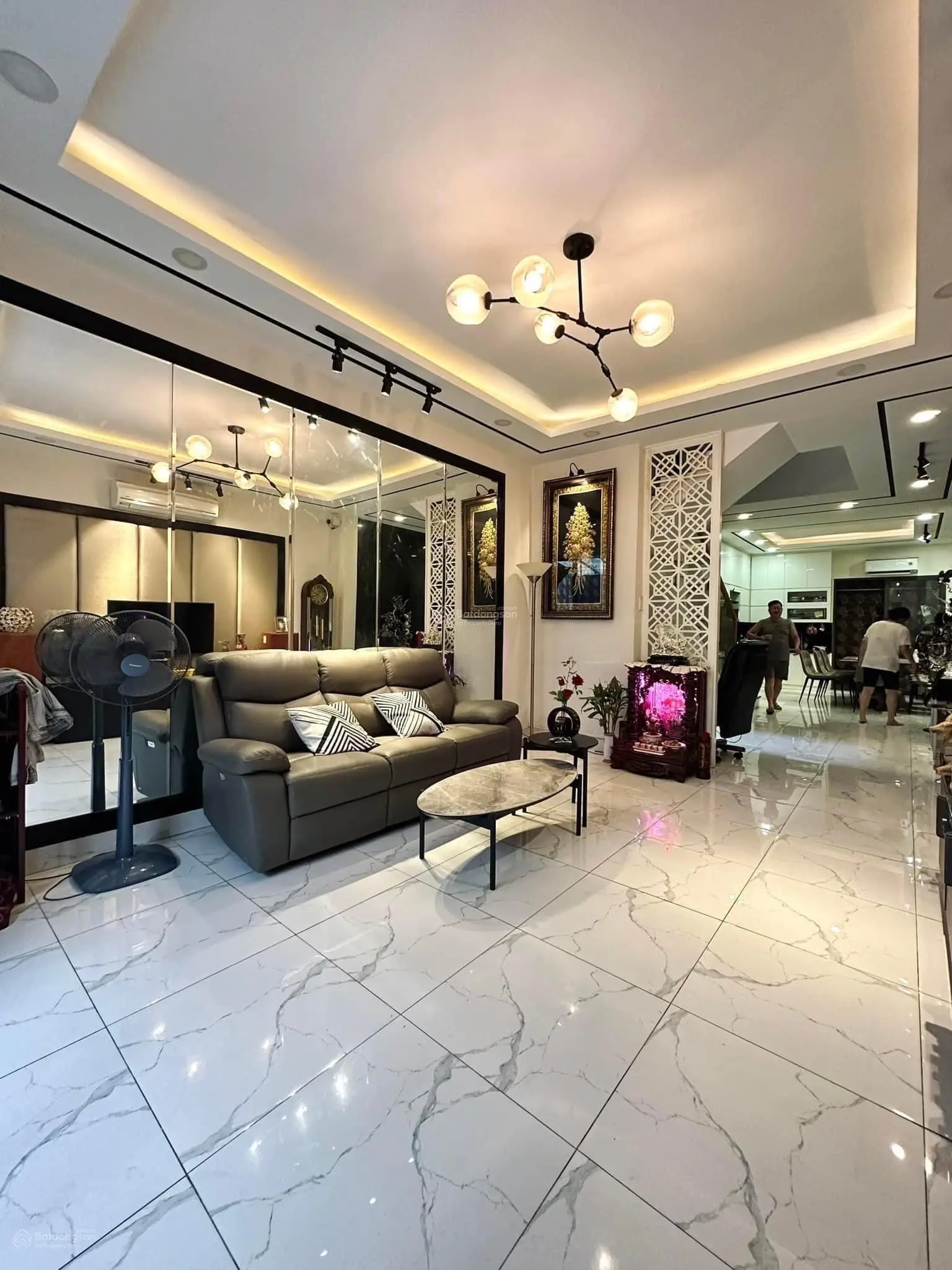 Bán nhà 3 tầng, đường Trần Trọng Cung P. Tân Thuận Đông Quận 7, giá 3Ty2, DT 75m2, SHR, 0896465262