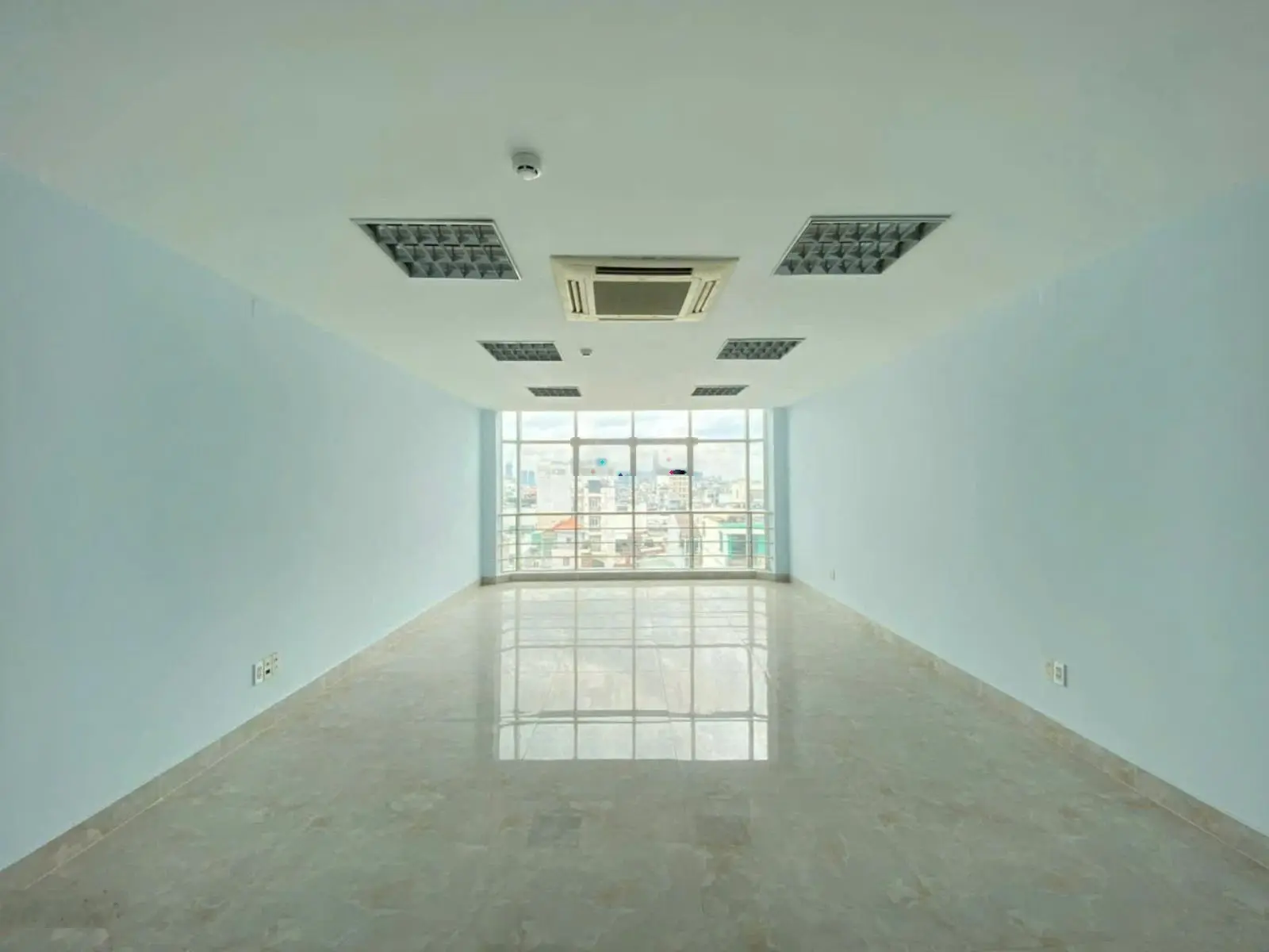 Siêu hiếm! Bán tòa văn phòng MT Nguyễn Thị Thập, DT: 5x27m, hầm 7 tầng thang máy giá bán 45,5 tỷ