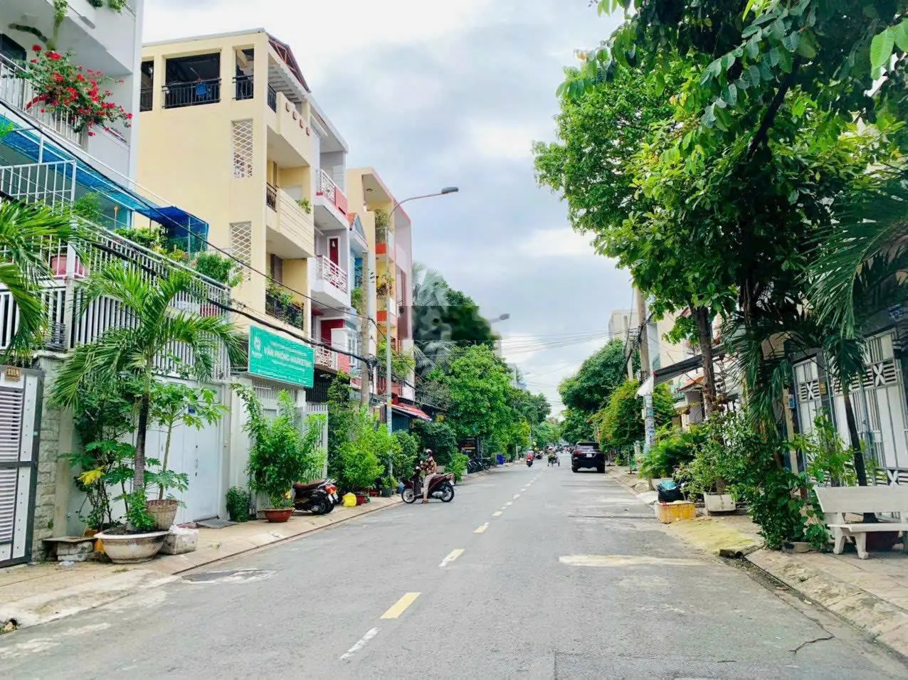 Ngộp bank, giảm sốc nhà cấp 4, 8m x 20m vuông, mặt tiền kinh doanh Lê Lâm