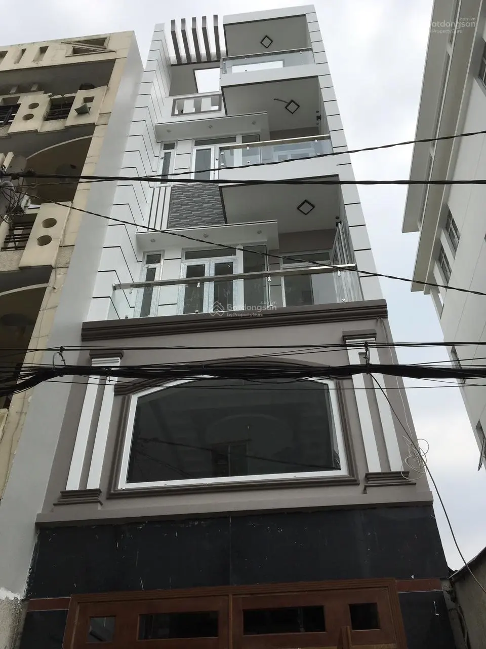 Nhà Xinh ngay BV Ung Bướu, 4 x 14m, 4 Tấm ( 4PN - 5WC) hẻm thông Giá 9.2 tỷ thương lượng