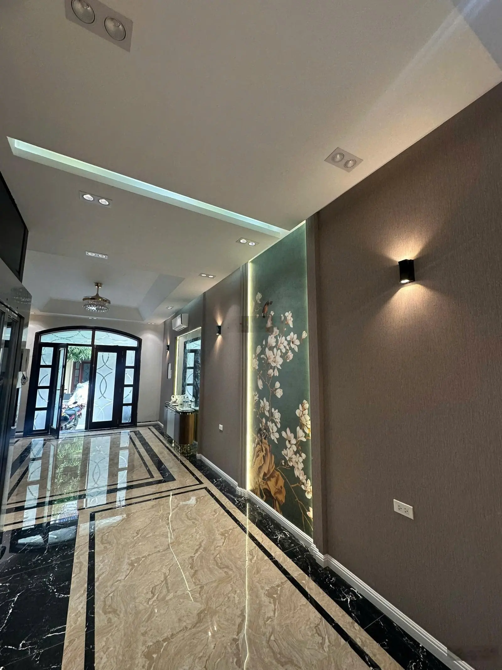 Cọ Xanh 8 - Vinhomes Ocean Park 2, 10.2 tỷ, 52m2 có thang máy full đồ