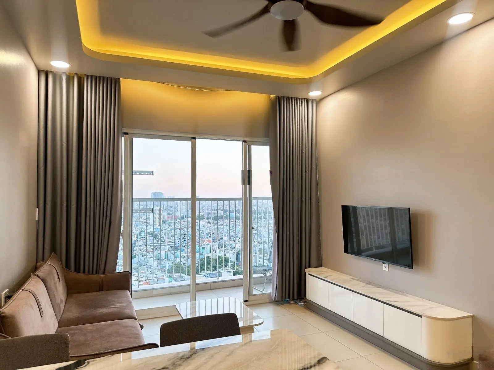 Chính chủ gửi bán Carillon 7 112m2 nhà có nội - diện tích lớn nhất của dự án - LH xem nhà 24/24