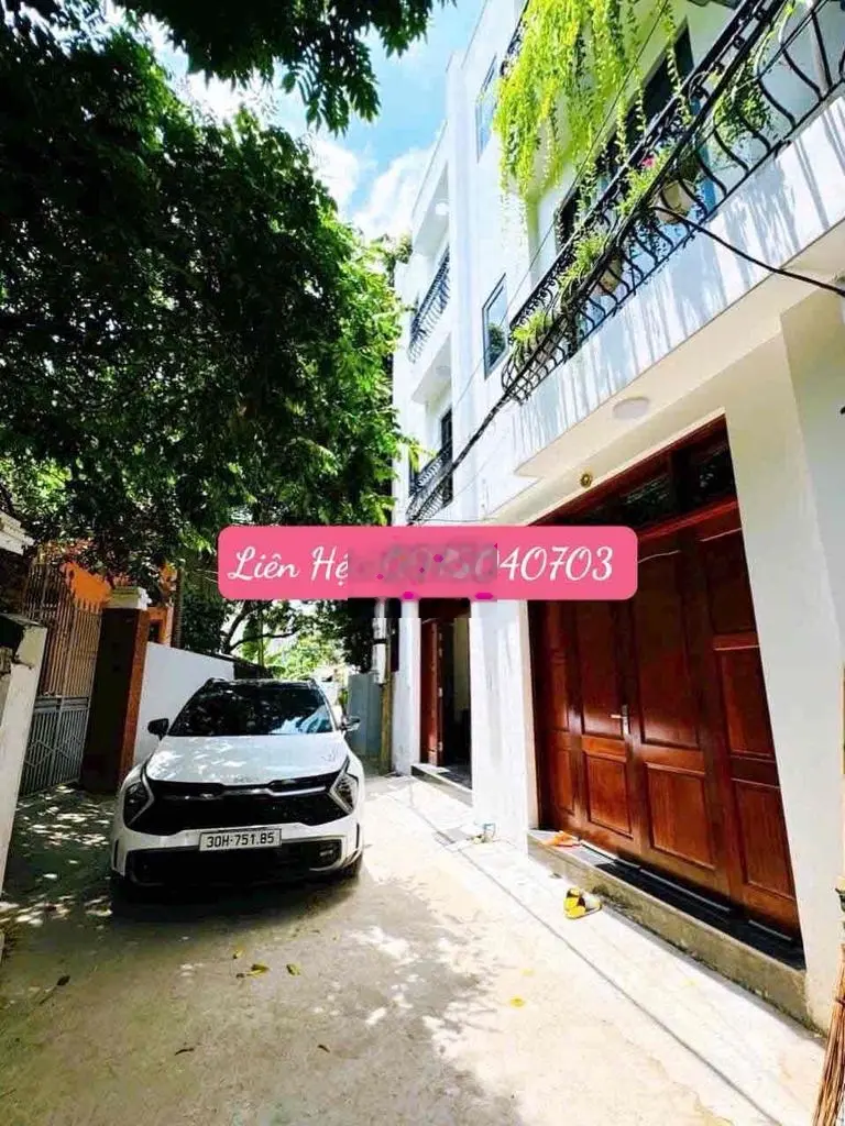 Nhà 3 tầng 36 m2 , oto đỗ cửa phụng châu chương mỹ giá 2.4 tỷ