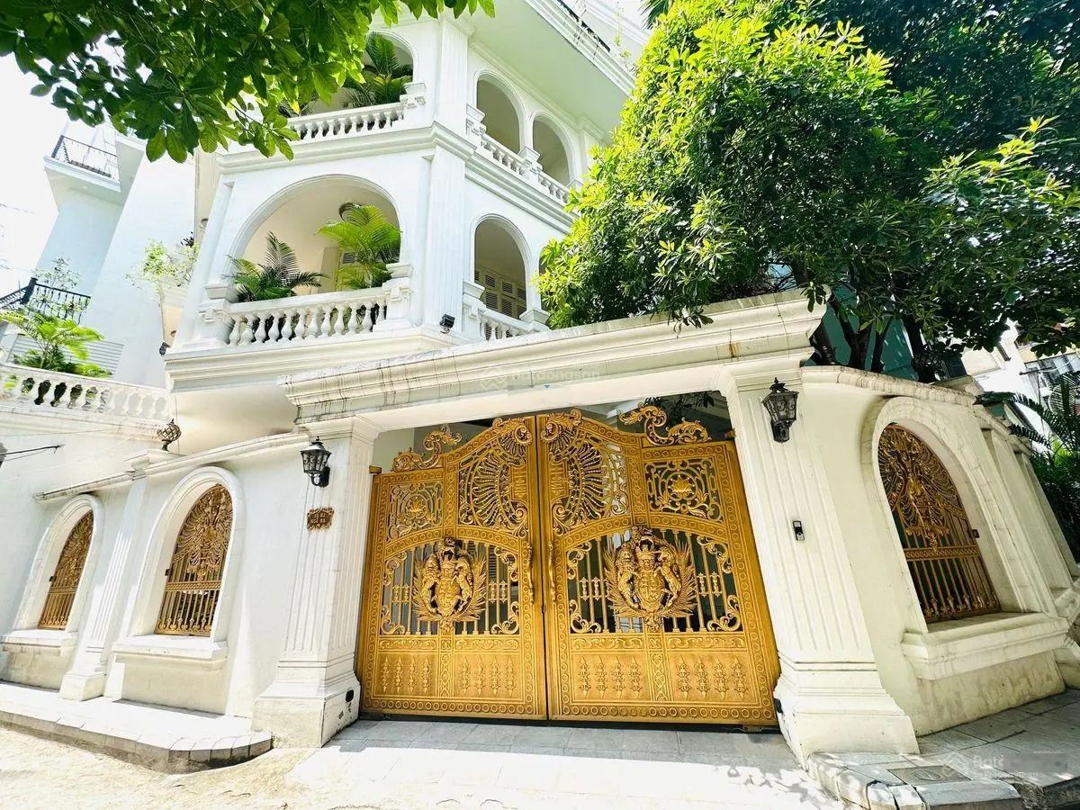 BIỆT THỰ_CẦU GIẤY_180M_5 TẦNG_ĐẲNG CẤP_VIP_ GIÁ 40 tỷ