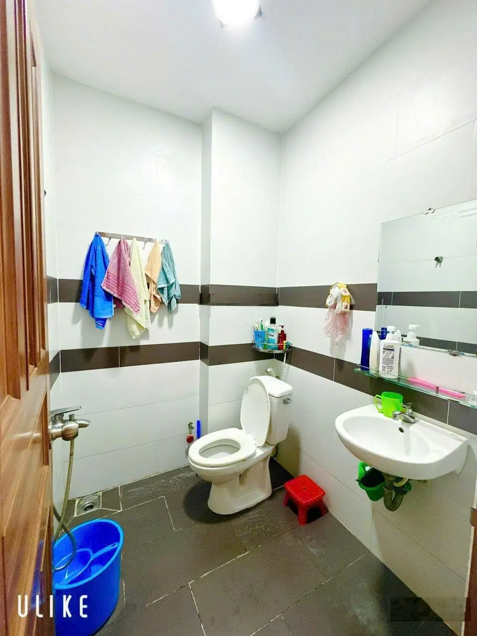 Cần bán nhà hẻm Trần Thủ Độ, P. Phú Thạnh, Tân Phú