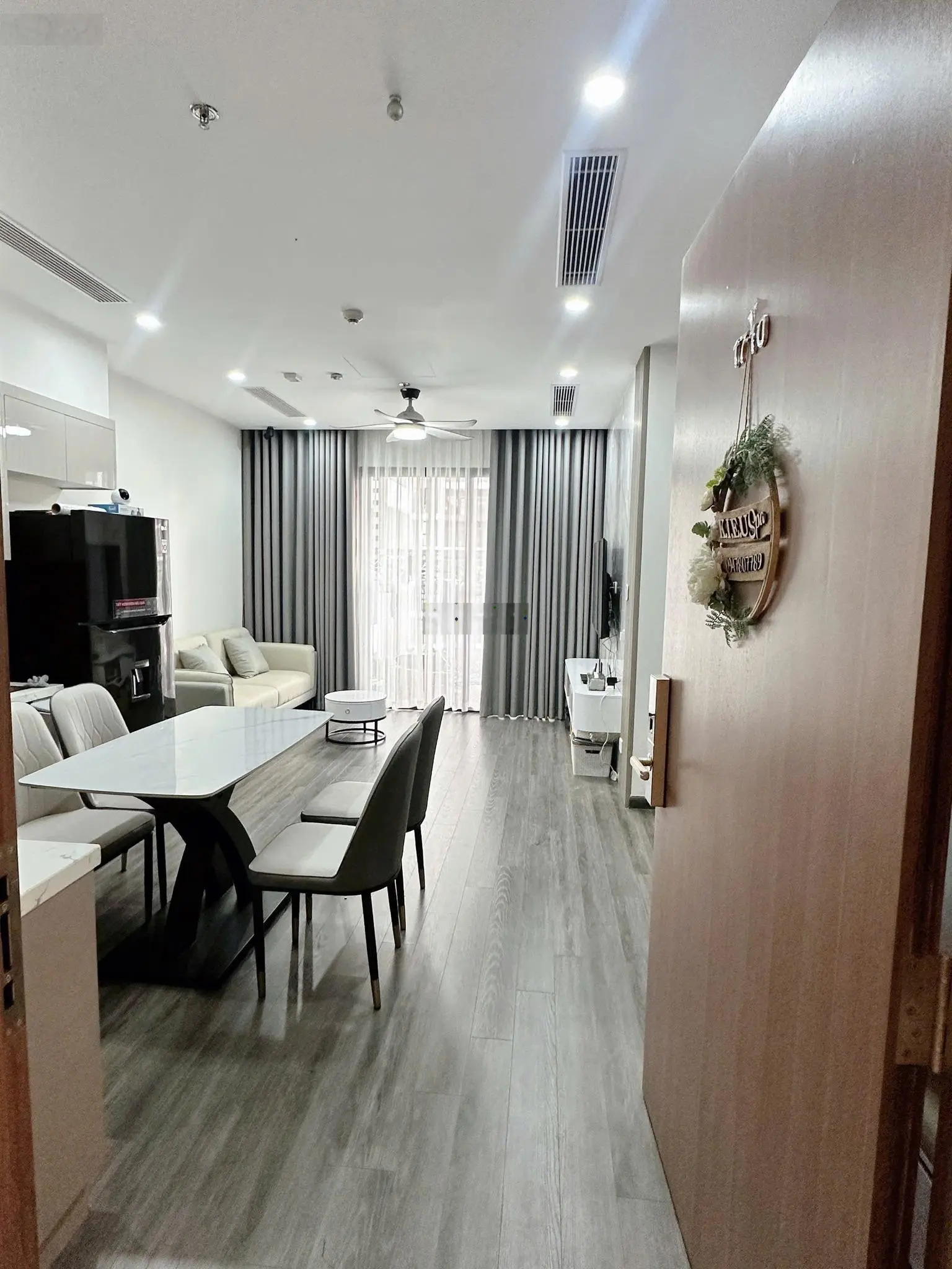 Tin thật không ảo, dt 79m2 ch 3pn 2vs tầng trung the sun mễ trì bán 5,4 tỷ bao phí, đã có đồ