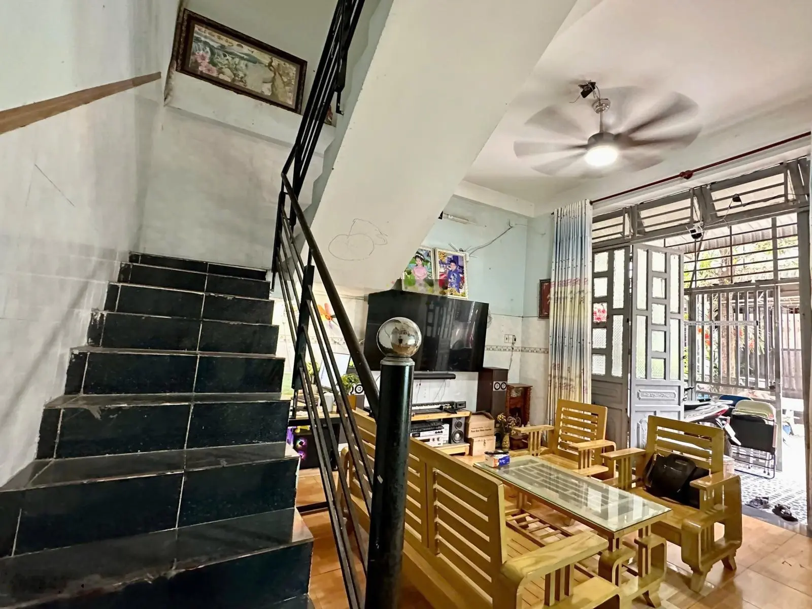 Nhà rẻ 3p ngủ lầu trệt kế bên làng đại học quôc gia tphcm.sát thủ đức siêu thi go dĩ an