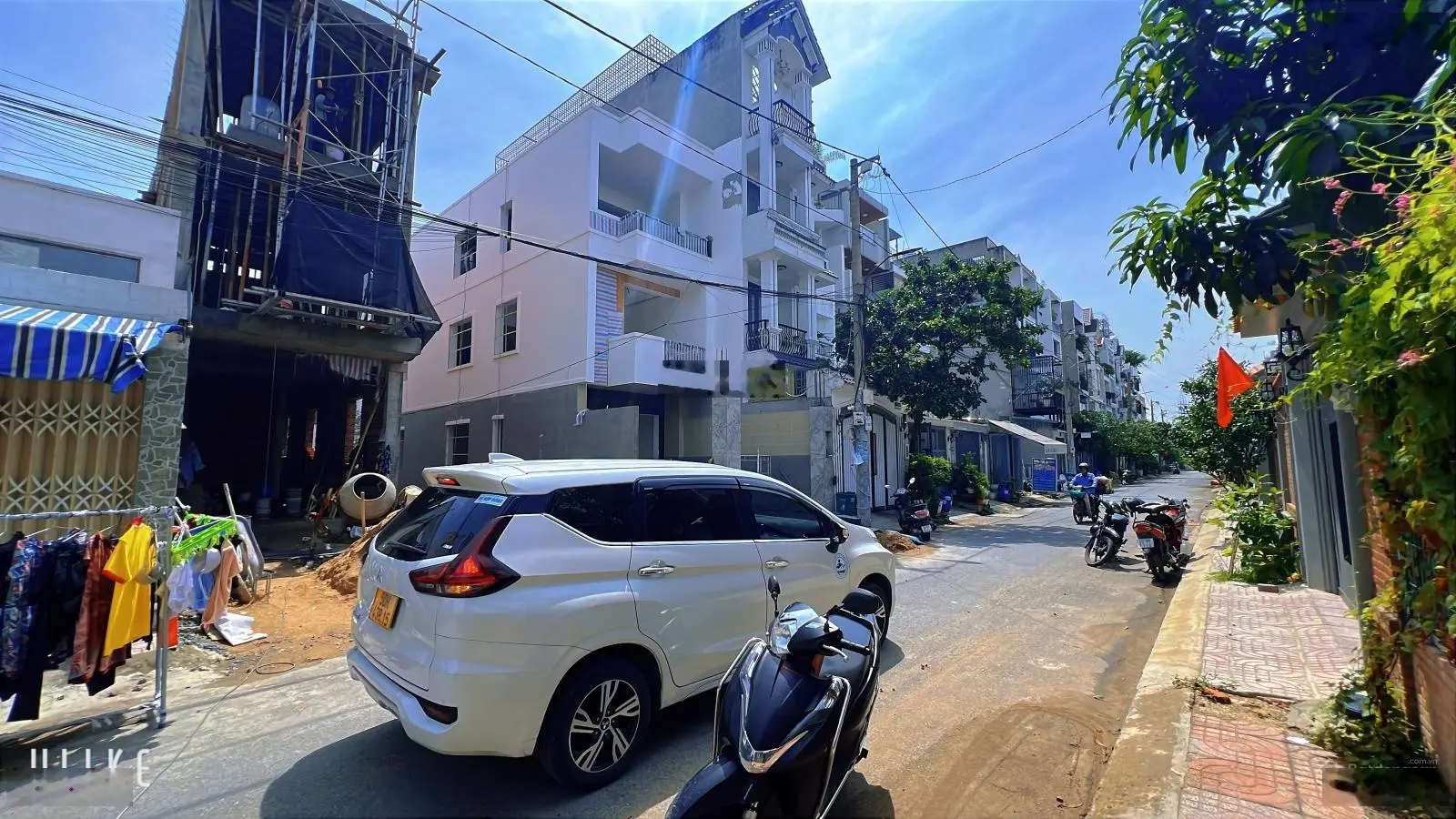 Nhà bán DT: 103.5m2(5 x 20m nở hậu) 7,2 tỷ, đường Lê Văn Chí, ô tô vào nhà ngay BVĐK Thủ Đức