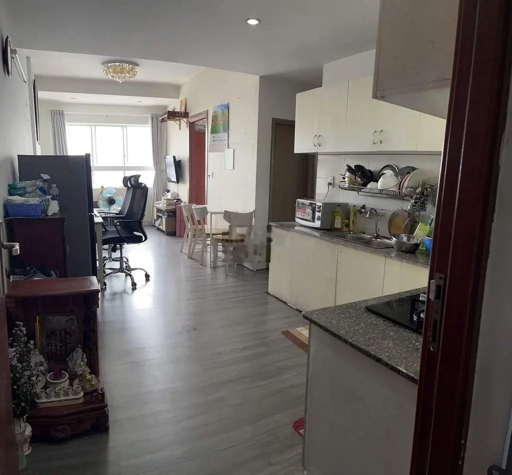Căn hộ 3 phòng Sài Gòn Tower cần bán. Diện tích 85m2, giá 2 tỉ 090tr