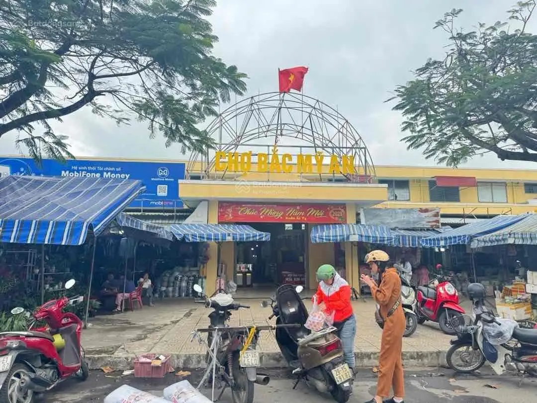 Sập hầm! Vị trí kinh doanh sầm uất đối diện chợ Bắc Mỹ An, 75m2 chỉ nhỉnh 7ty đường Mỹ Đa Đông 3