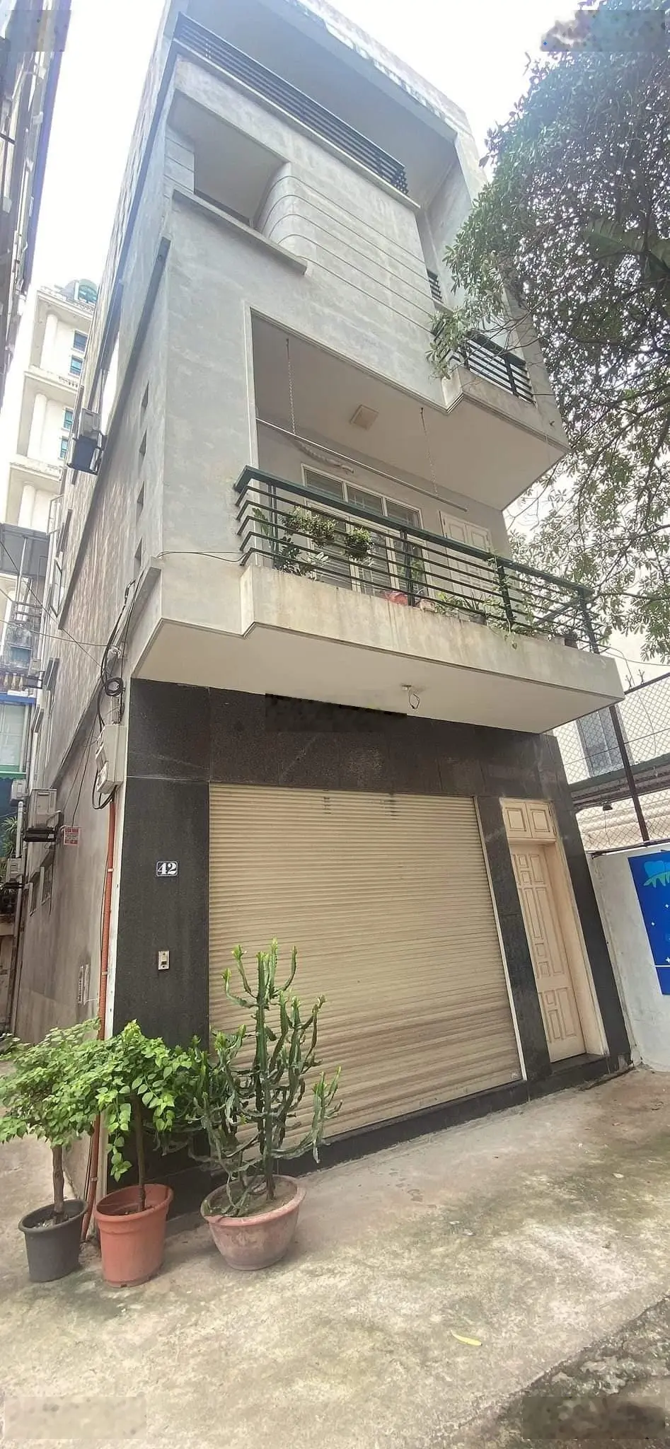Chị Thành em cần bán nhà riêng giá 27 tỷ VND tại Đường Trần Hưng Đạo, Hoàn Kiếm, Hà Nội