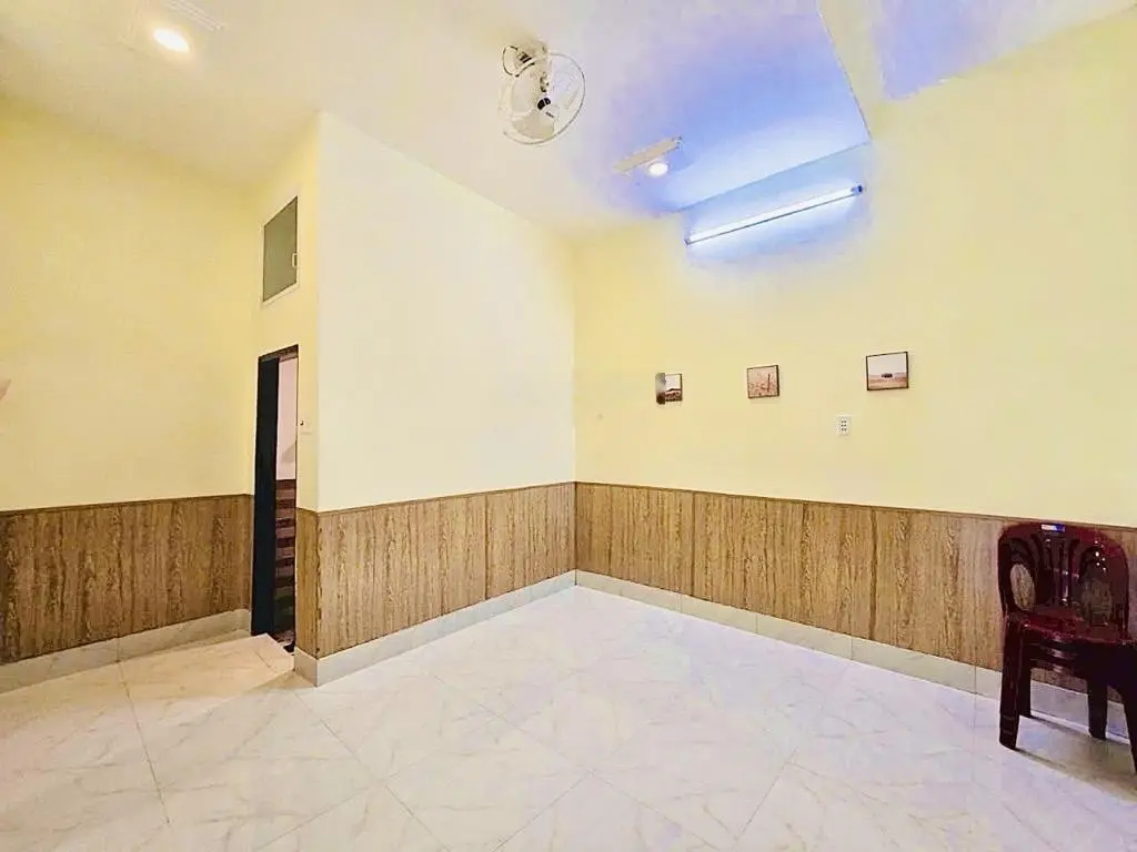 Bình Thạnh - khai thác dòng tiền sẵn - nở hậu tài lộc - 64m2 - 7,4 tỷ - vài bước hẻm xe hơi