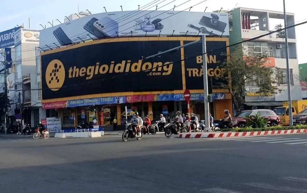 Bán nhà mặt tiền Nguyễn Tri Phương.sát ngã 4 Nguyễn Văn Linh đoạn vip