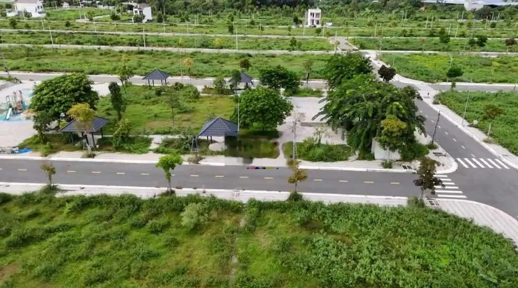 Nền biệt thự đẹp, giá không thể rẻ hơn so với vị trí giá 1ty xxx