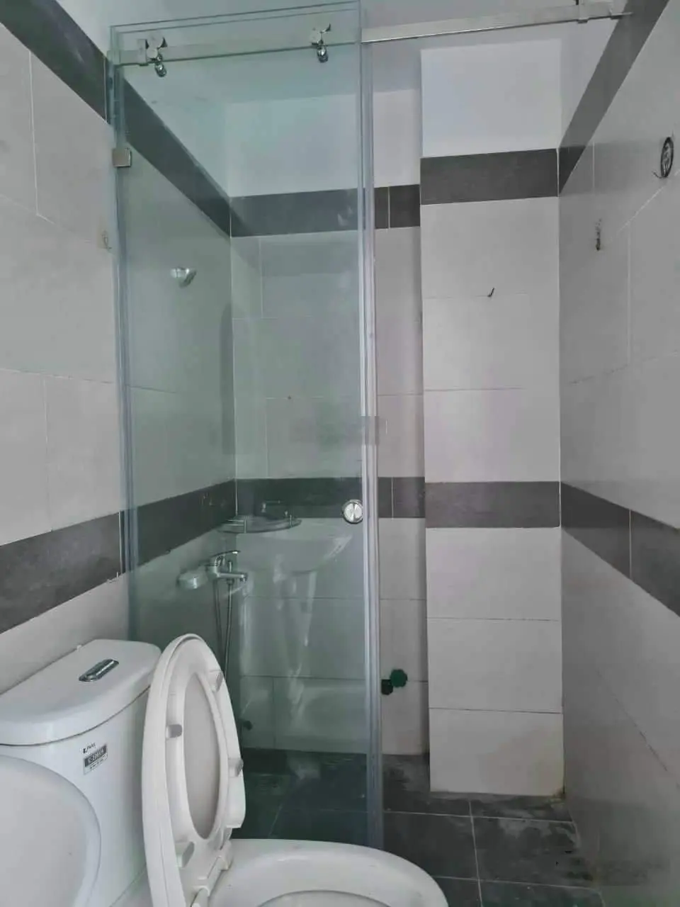 Sang nhượng nhà riêng cách QL50 3p đi xe, diện tích 71m2 ở xã Phong Phú - Bình Chánh. SHR, cc ngay