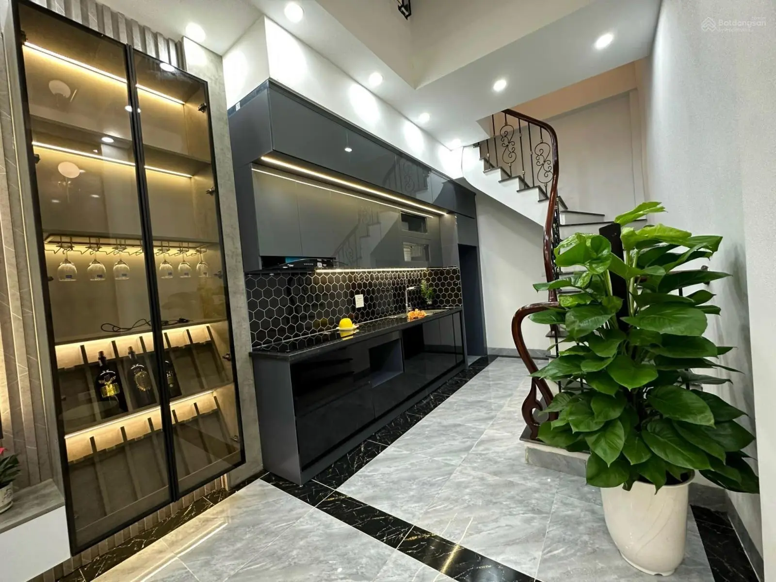 Cực hiếm và hót đỉnh cao Ba Đình - Thiết kế luxury, phân lô ngõ thông ô tô, đẹp mê - 30m2 - 7,98 tỉ