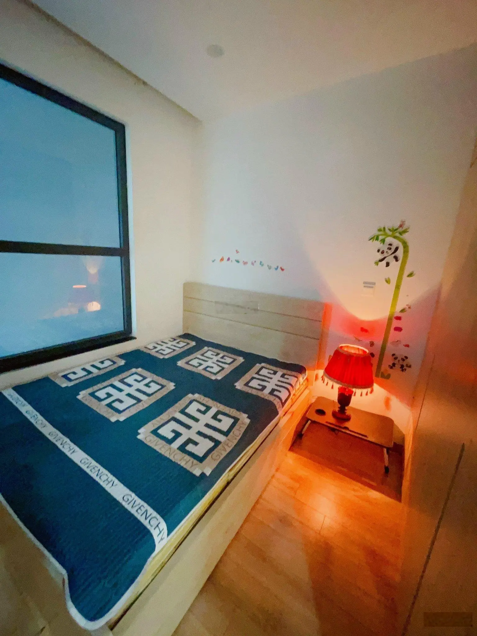 Chính chủ bán căn 2 ngủ chung cư Bonanza Dreamland 72,6m2 giá 4,4 tỷ, sẵn sổ full nội thất ảnh thật
