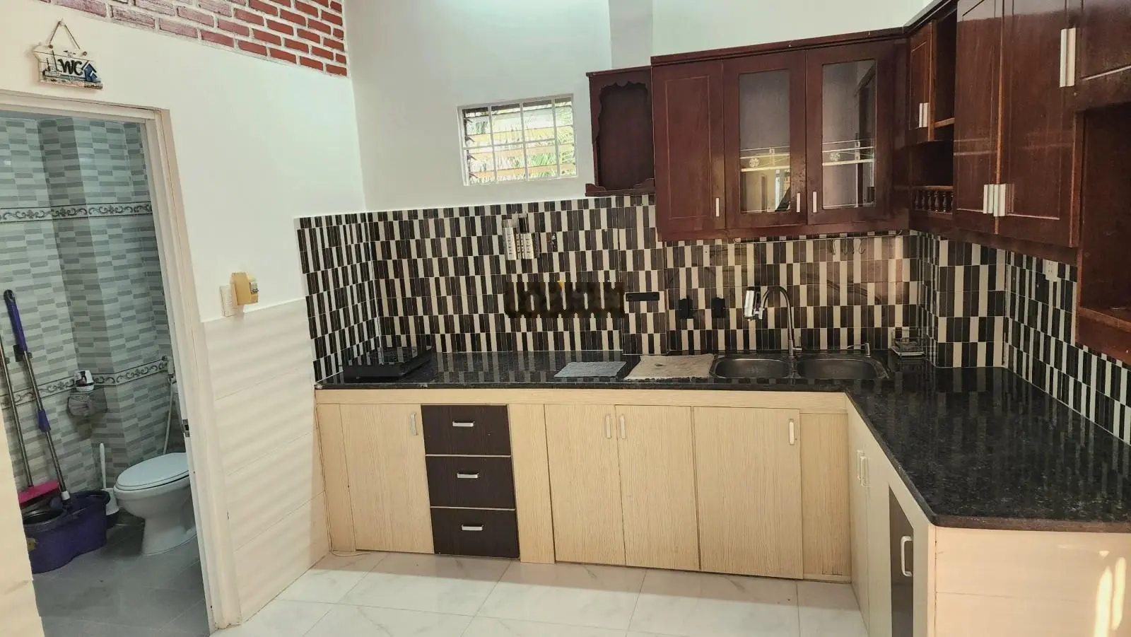 Bán Nhà HXH có DT rộng TỚI 105 M2 giá rẻ vào ở ngay tại Đào Tông Nguyên, Nhà Bè, chỉ nhỉnh 4 tỷ