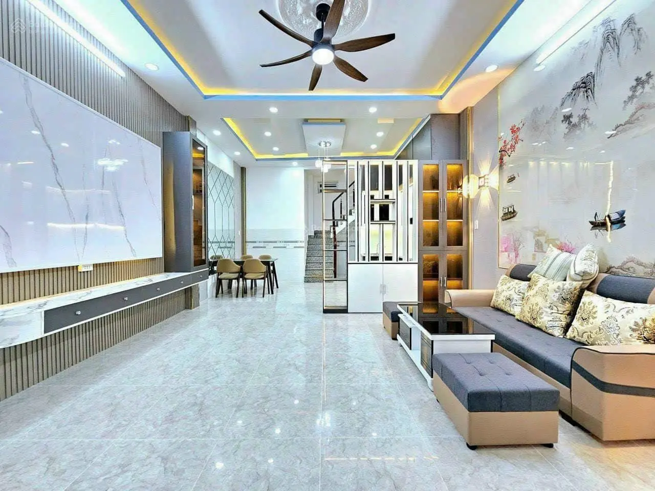Chính chủ kẹt tiền bán gấp căn nhà ở sát chợ BÌNH CHÁNH, đường ĐINH ĐỨC THIỆN, 5,6mx20m, giá 1 tỉ 1
