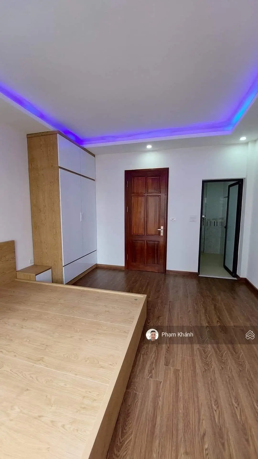 Nhà mới ở ngay giáp khu d geleximco 33m *5t 4,1 tỷ. ô tô đỗ cổng. ngõ thông