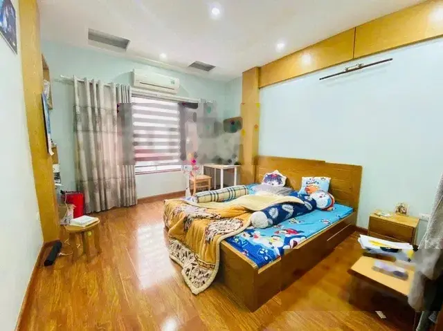 Bán nhà Nguyễn Lương Bằng - DT52m - 5tầng - MT4m - 10tỷ
