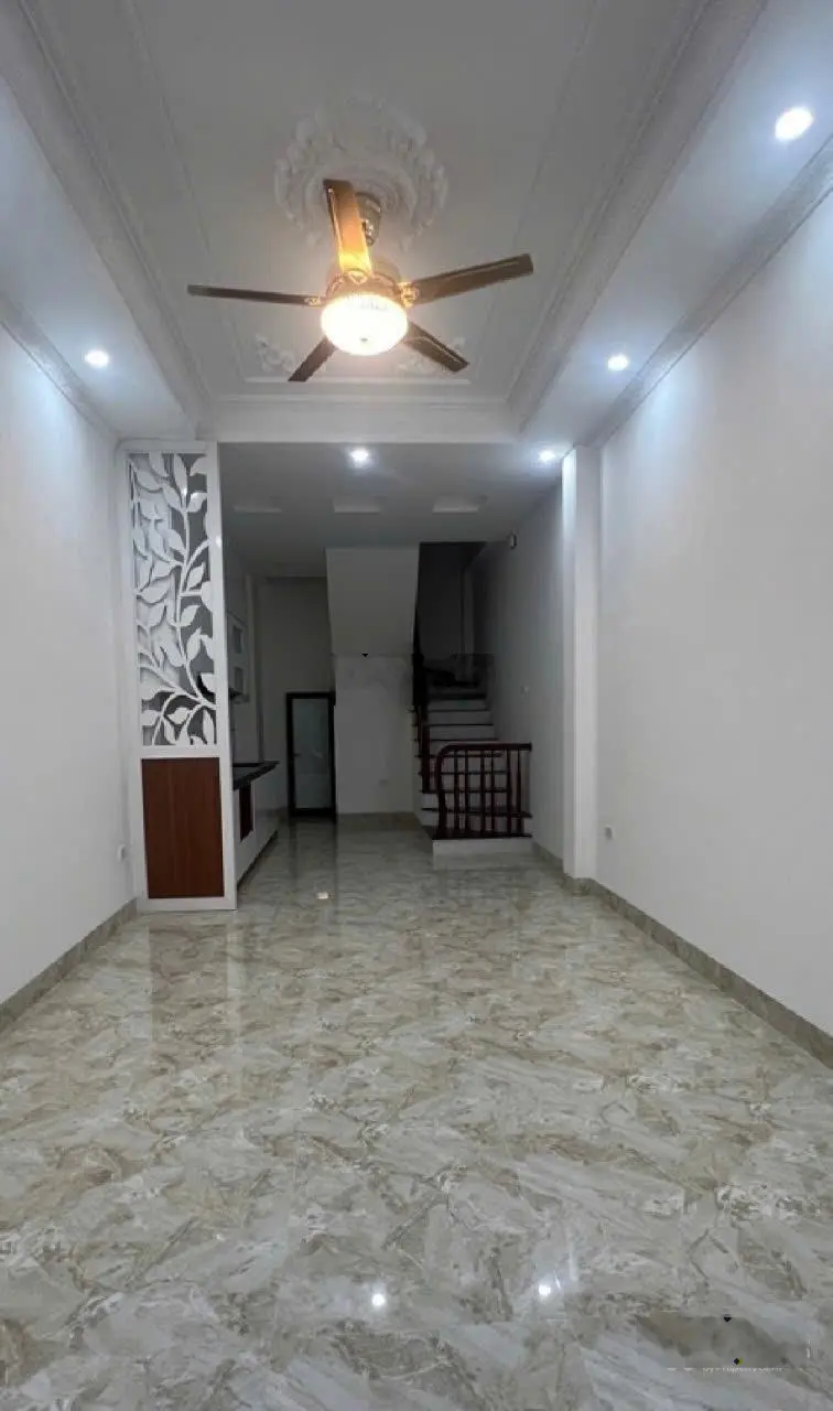 NHÀ MỚI ĐẸP Ở LUÔN, GIÁ HỜI, Ở SƯỚNG, VỊ TRÍ TRUNG TÂM LONG BIÊN, HÀ NỘI
