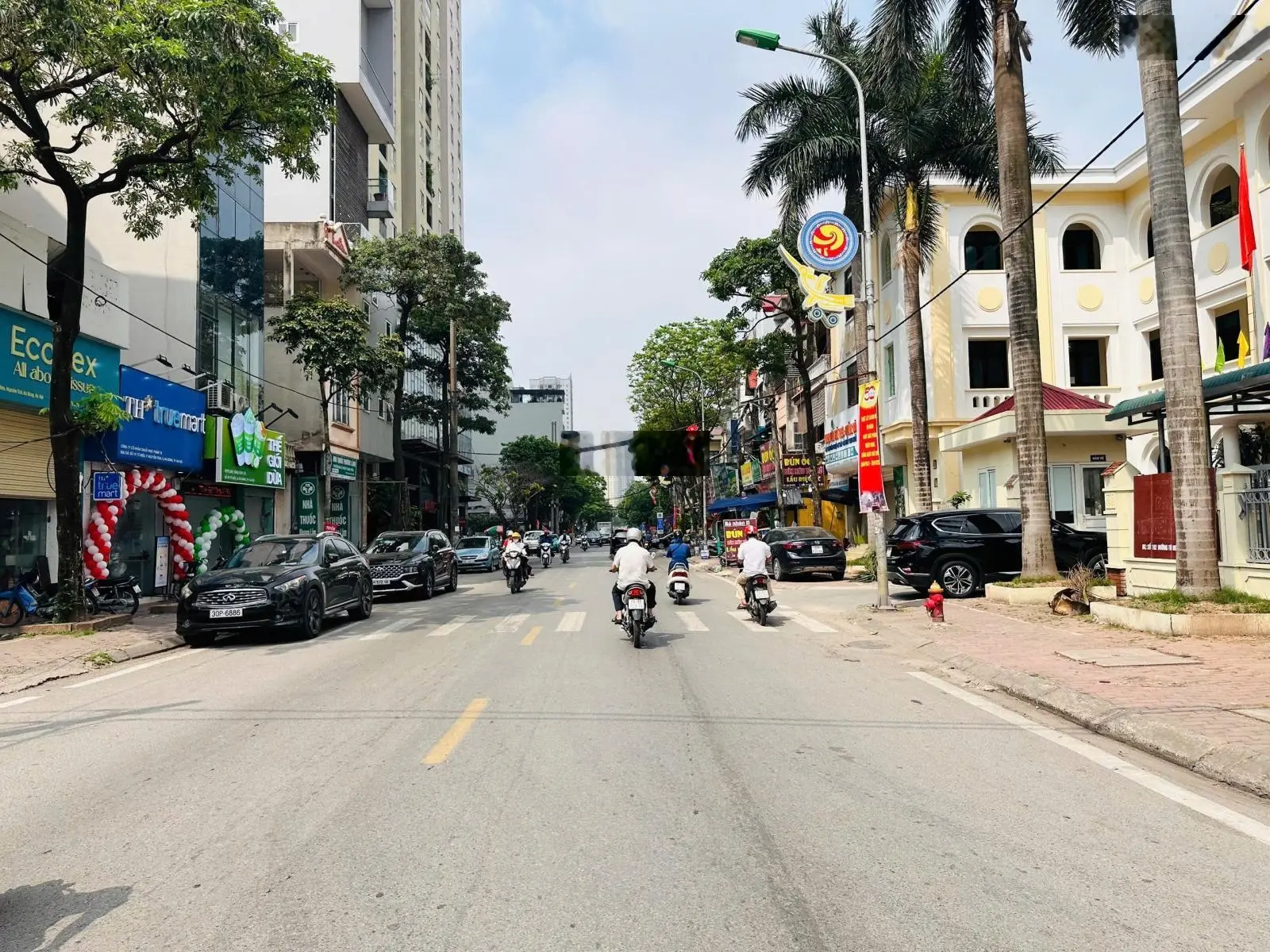 Cần bán nhà 5 tầng thang máy trung tâm phố cổ Hà Đông, gần chợ Hà Đông