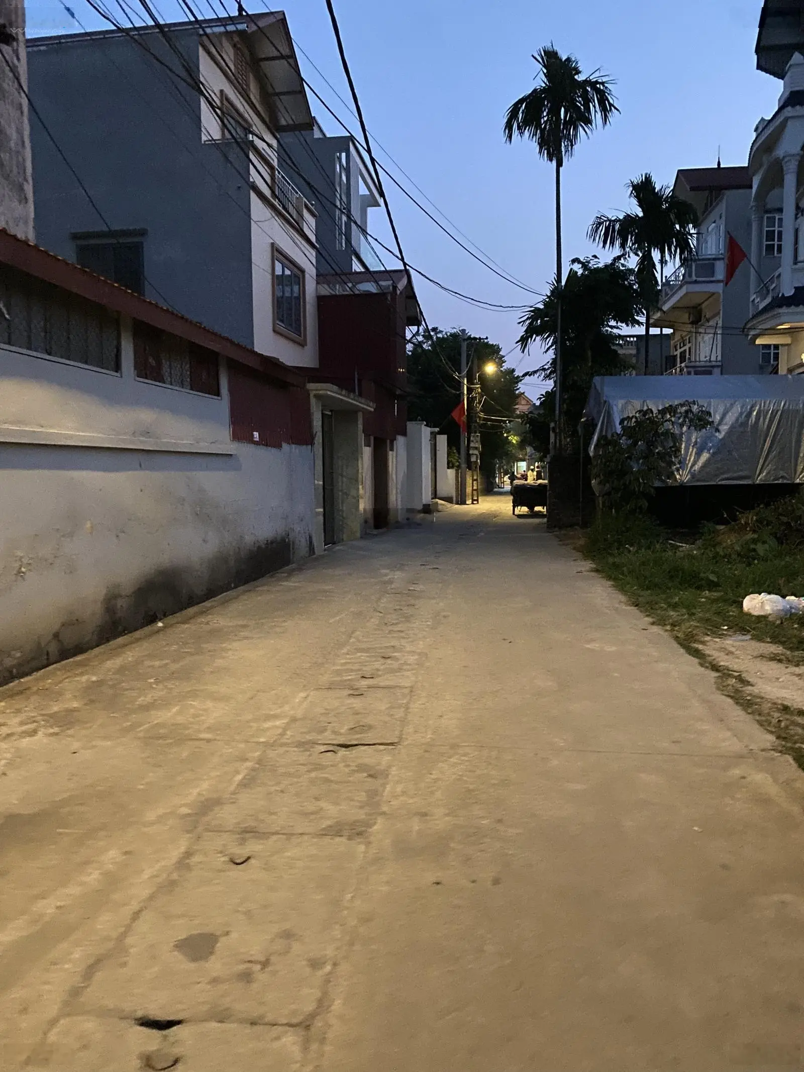 Bán 42m đất vân nội đông anh giá nhỉnh 2 tỷ đường ô tô vào tận đất