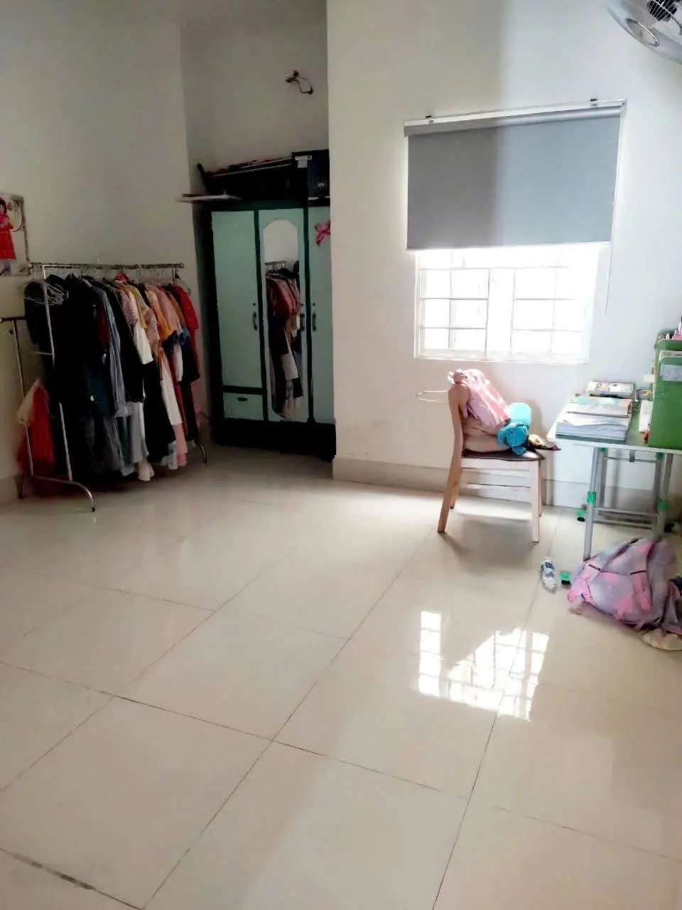 Nhà phú hữu q9 - 4tầng mới đẹp, - 65m2(4x16) hoàn công - cách mt 882 50m - hxh 6m - chỉ 5.95tỷ.