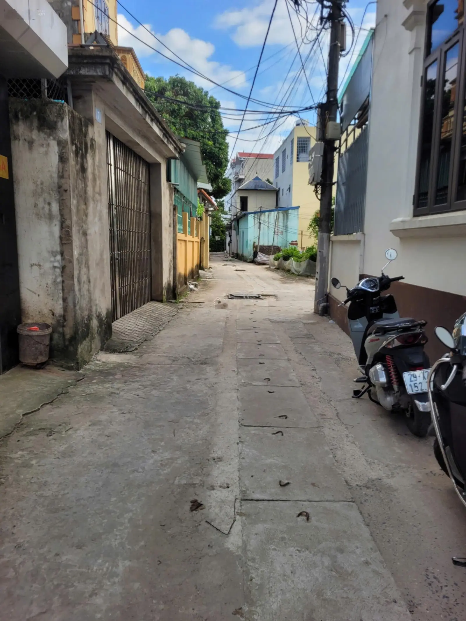 Cần bán gấp nhà 3 tầng 1 trệt tại Giang Chính, Biên Giang, Hà Đông